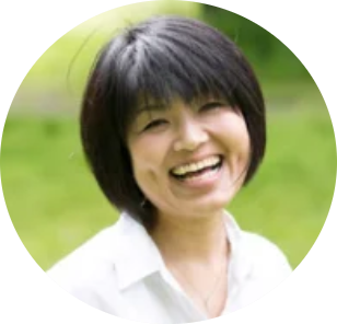 代表 安藤智華子の写真